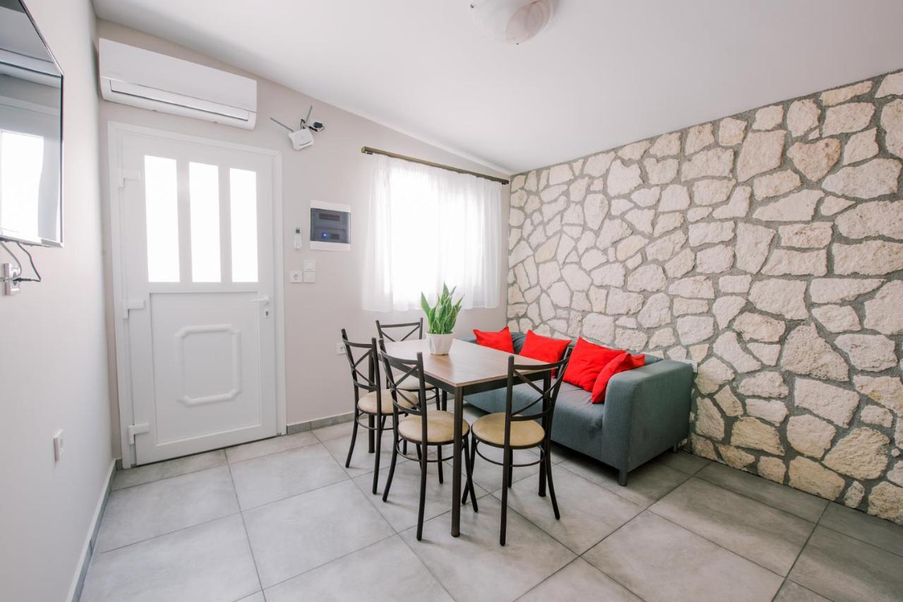 Acrocorinth Apartments Exterior photo