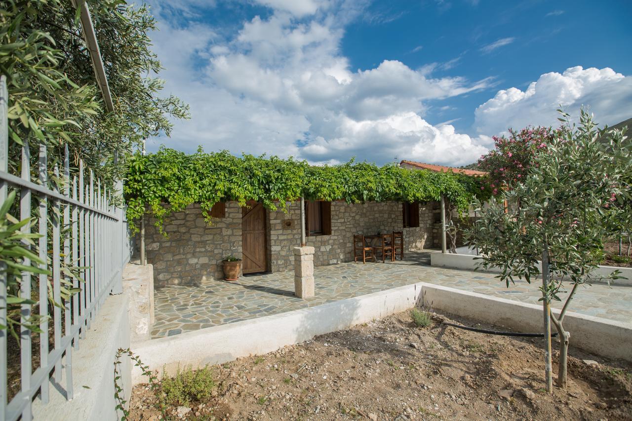 Acrocorinth Apartments Exterior photo